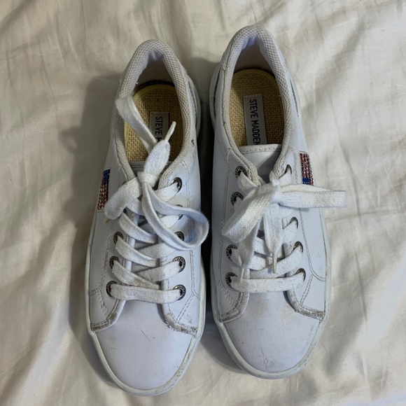 vintage white platform steve madden sneakers - Picture 2 of 9